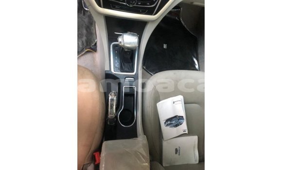 Acheter Import Voiture Geely Emgrand 7 Blanc à Import - Dubai, A'ana Acheter Import Voiture Geely Emgrand 7 Blanc à Import - Dubai, A'ana