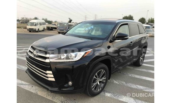 Acheter Import Voiture Toyota Highlander Noir à Import - Dubai, A'ana Acheter Import Voiture Toyota Highlander Noir à Import - Dubai, A'ana