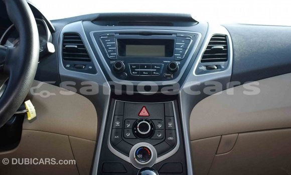 Acheter Import Voiture Hyundai Elantra Rouge à Import - Dubai, A'ana Acheter Import Voiture Hyundai Elantra Rouge à Import - Dubai, A'ana