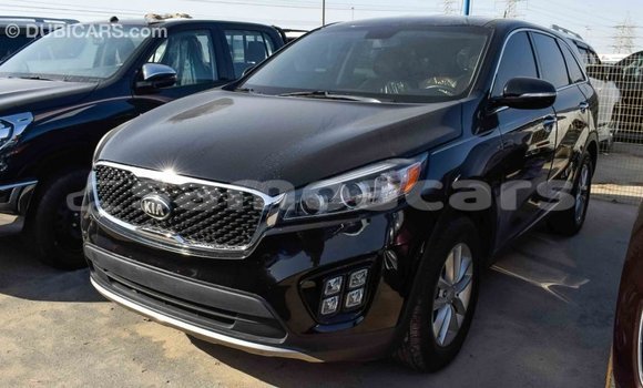 Acheter Import Voiture Kia Sorento Noir à Import - Dubai, A'ana Acheter Import Voiture Kia Sorento Noir à Import - Dubai, A'ana