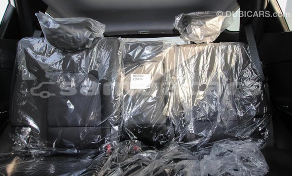 Acheter Import Voiture Hyundai Santa Fe Blanc à Import - Dubai, A'ana Acheter Import Voiture Hyundai Santa Fe Blanc à Import - Dubai, A'ana