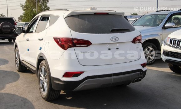 Acheter Import Voiture Hyundai Santa Fe Blanc à Import - Dubai, A'ana Acheter Import Voiture Hyundai Santa Fe Blanc à Import - Dubai, A'ana