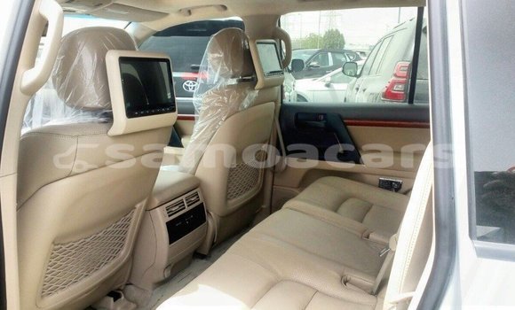 Buy Import Toyota Land Cruiser Other Car in Import - Dubai in A'ana Buy Import Toyota Land Cruiser Other Car in Import - Dubai in A'ana