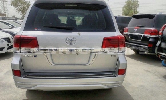 Buy Import Toyota Land Cruiser Other Car in Import - Dubai in A'ana Buy Import Toyota Land Cruiser Other Car in Import - Dubai in A'ana