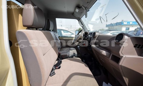 Buy Import Toyota Land Cruiser Beige Car in Import - Dubai in A'ana Buy Import Toyota Land Cruiser Beige Car in Import - Dubai in A'ana