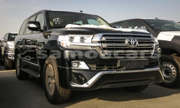 Acheter Import Voiture Toyota Land Cruiser Noir à Import - Dubai, A'ana Acheter Import Voiture Toyota Land Cruiser Noir à Import - Dubai, A'ana