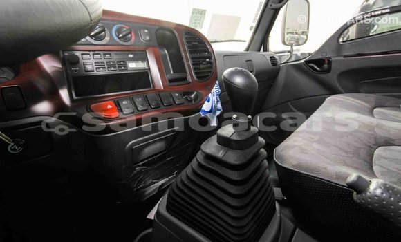 Buy Import Hyundai Accent White Car in Import - Dubai in A'ana Buy Import Hyundai Accent White Car in Import - Dubai in A'ana