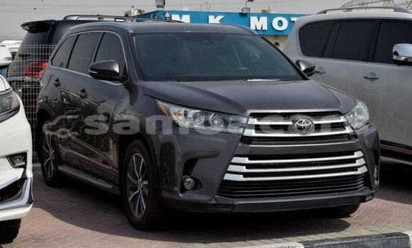 Buy Import Toyota Highlander Other Car in Import - Dubai in A'ana Buy Import Toyota Highlander Other Car in Import - Dubai in A'ana