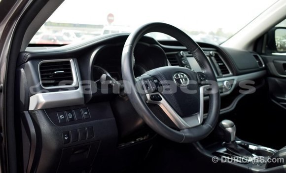Buy Import Toyota Highlander Other Car in Import - Dubai in A'ana Buy Import Toyota Highlander Other Car in Import - Dubai in A'ana