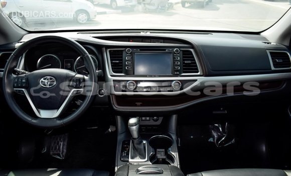 Buy Import Toyota Highlander Other Car in Import - Dubai in A'ana Buy Import Toyota Highlander Other Car in Import - Dubai in A'ana