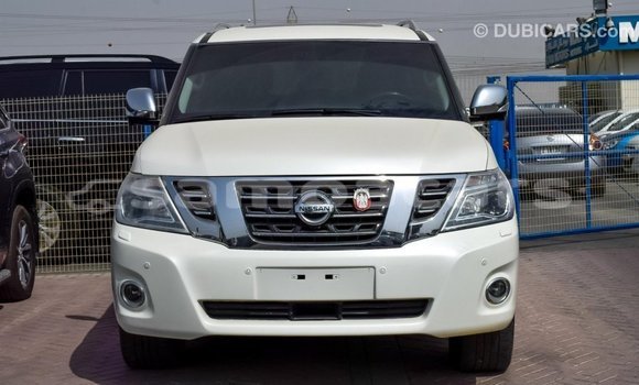 Acheter Import Voiture Nissan Patrol Blanc à Import - Dubai, A'ana Acheter Import Voiture Nissan Patrol Blanc à Import - Dubai, A'ana