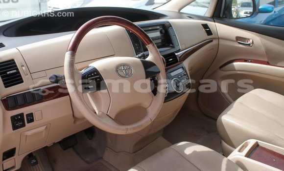 Buy Import Toyota Previa White Car in Import - Dubai in A'ana Buy Import Toyota Previa White Car in Import - Dubai in A'ana