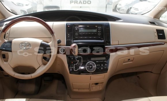 Buy Import Toyota Previa White Car in Import - Dubai in A'ana Buy Import Toyota Previa White Car in Import - Dubai in A'ana