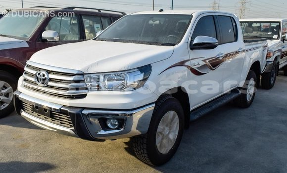 Buy Import Toyota Hilux White Car in Import - Dubai in A'ana Buy Import Toyota Hilux White Car in Import - Dubai in A'ana