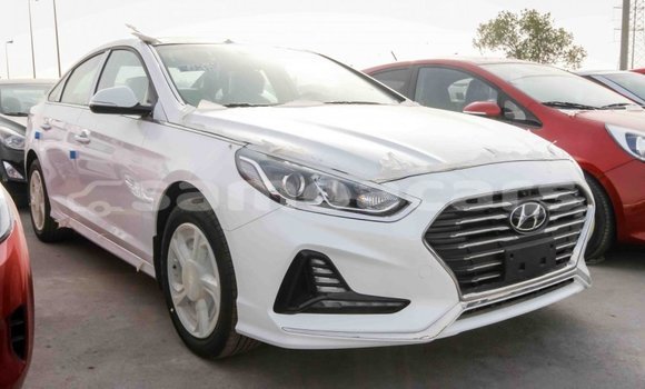 Buy Import Hyundai Sonata White Car in Import - Dubai in A'ana Buy Import Hyundai Sonata White Car in Import - Dubai in A'ana