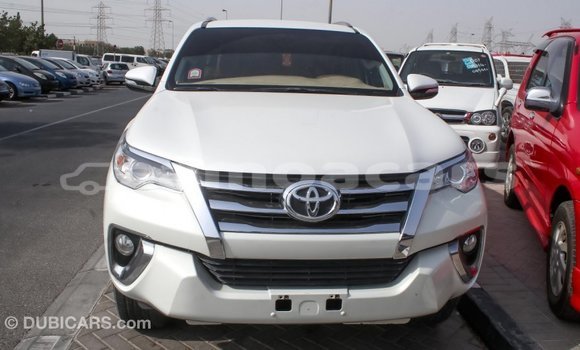 Buy Import Toyota Fortuner White Car in Import - Dubai in A'ana Buy Import Toyota Fortuner White Car in Import - Dubai in A'ana