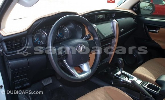 Buy Import Toyota Fortuner White Car in Import - Dubai in A'ana Buy Import Toyota Fortuner White Car in Import - Dubai in A'ana
