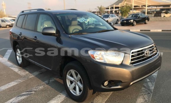 Acheter Import Voiture Toyota Highlander Autre à Import - Dubai, A'ana Acheter Import Voiture Toyota Highlander Autre à Import - Dubai, A'ana