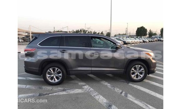 Acheter Import Voiture Toyota Highlander Autre à Import - Dubai, A'ana Acheter Import Voiture Toyota Highlander Autre à Import - Dubai, A'ana