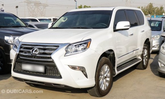 Acheter Import Voiture Lexus GX Blanc à Import - Dubai, A'ana Acheter Import Voiture Lexus GX Blanc à Import - Dubai, A'ana