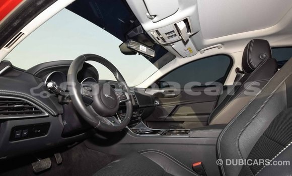 Acheter Import Voiture Jaguar XE Rouge à Import - Dubai, A'ana Acheter Import Voiture Jaguar XE Rouge à Import - Dubai, A'ana