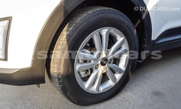 Buy Import Hyundai Creta White Car in Import - Dubai in A'ana Buy Import Hyundai Creta White Car in Import - Dubai in A'ana