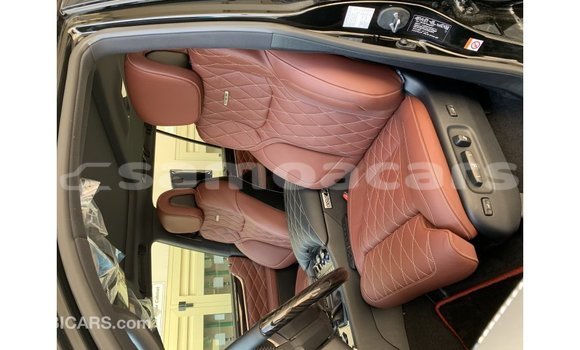 Acheter Import Voiture Lexus LX Noir à Import - Dubai, A'ana Acheter Import Voiture Lexus LX Noir à Import - Dubai, A'ana