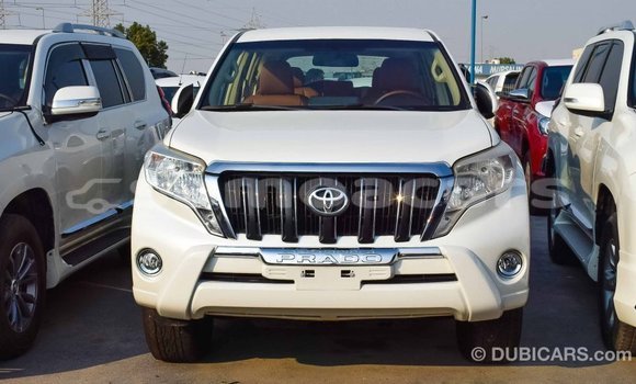 Acheter Import Voiture Toyota Prado Blanc à Import - Dubai, A'ana Acheter Import Voiture Toyota Prado Blanc à Import - Dubai, A'ana