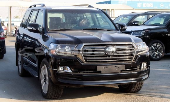 Buy Import Toyota Land Cruiser Black Car in Import - Dubai in A'ana Buy Import Toyota Land Cruiser Black Car in Import - Dubai in A'ana