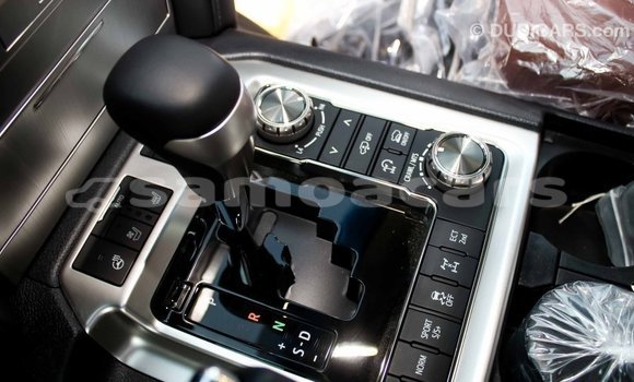 Buy Import Toyota Land Cruiser Black Car in Import - Dubai in A'ana Buy Import Toyota Land Cruiser Black Car in Import - Dubai in A'ana