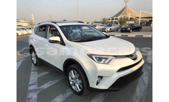 Acheter Import Voiture Toyota 4Runner Blanc à Import - Dubai, A'ana Acheter Import Voiture Toyota 4Runner Blanc à Import - Dubai, A'ana