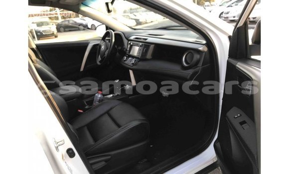 Acheter Import Voiture Toyota 4Runner Blanc à Import - Dubai, A'ana Acheter Import Voiture Toyota 4Runner Blanc à Import - Dubai, A'ana