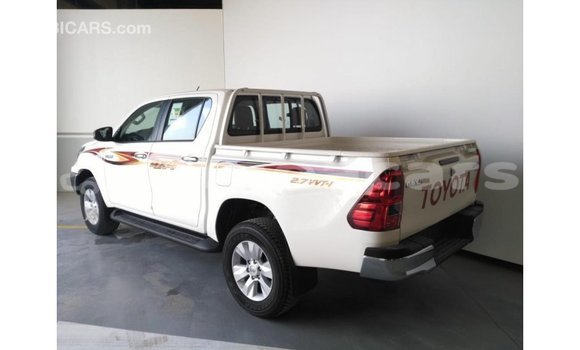 Buy Import Toyota Hilux White Car in Import - Dubai in A'ana Buy Import Toyota Hilux White Car in Import - Dubai in A'ana
