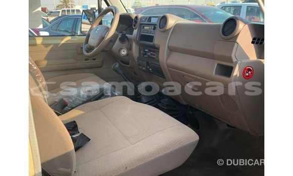 Buy Import Toyota Land Cruiser Beige Car in Import - Dubai in A'ana Buy Import Toyota Land Cruiser Beige Car in Import - Dubai in A'ana