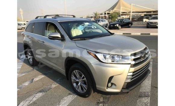 Acheter Import Voiture Toyota Highlander Autre à Import - Dubai, A'ana Acheter Import Voiture Toyota Highlander Autre à Import - Dubai, A'ana