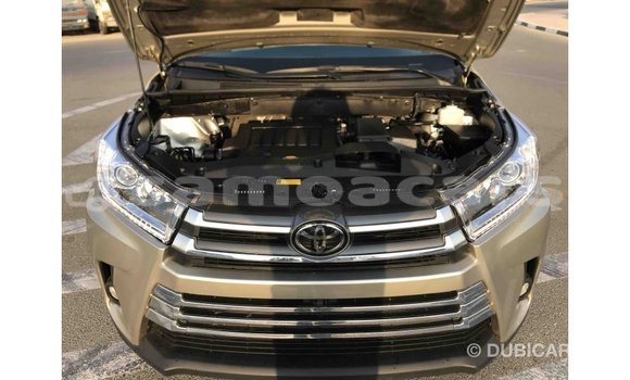 Acheter Import Voiture Toyota Highlander Autre à Import - Dubai, A'ana Acheter Import Voiture Toyota Highlander Autre à Import - Dubai, A'ana