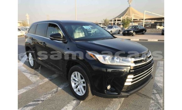 Acheter Import Voiture Toyota Highlander Noir à Import - Dubai, A'ana Acheter Import Voiture Toyota Highlander Noir à Import - Dubai, A'ana
