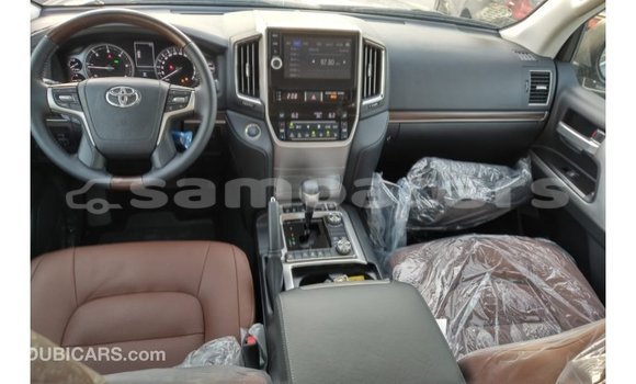 Buy Import Toyota Land Cruiser Black Car in Import - Dubai in A'ana Buy Import Toyota Land Cruiser Black Car in Import - Dubai in A'ana