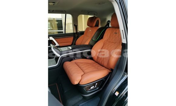 Buy Import Toyota Land Cruiser Black Car in Import - Dubai in A'ana Buy Import Toyota Land Cruiser Black Car in Import - Dubai in A'ana