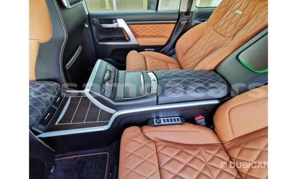 Buy Import Toyota Land Cruiser Black Car in Import - Dubai in A'ana Buy Import Toyota Land Cruiser Black Car in Import - Dubai in A'ana