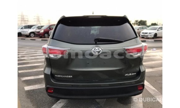Acheter Import Voiture Toyota Highlander Autre à Import - Dubai, A'ana Acheter Import Voiture Toyota Highlander Autre à Import - Dubai, A'ana