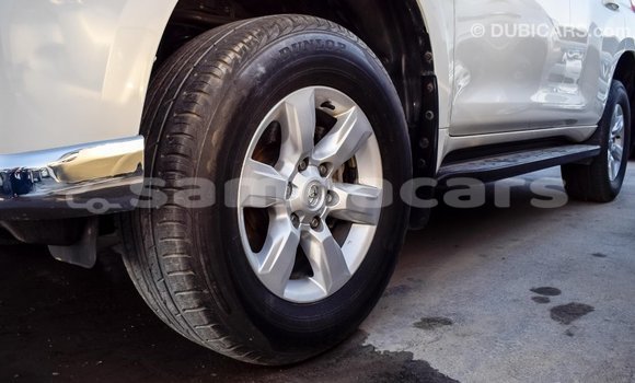 Buy Import Toyota Prado White Car in Import - Dubai in A'ana Buy Import Toyota Prado White Car in Import - Dubai in A'ana