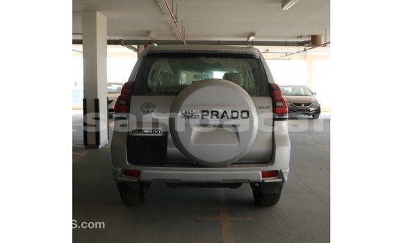 Acheter Import Voiture Toyota Prado Autre à Import - Dubai, A'ana Acheter Import Voiture Toyota Prado Autre à Import - Dubai, A'ana