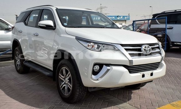 Buy Import Toyota Fortuner White Car in Import - Dubai in A'ana Buy Import Toyota Fortuner White Car in Import - Dubai in A'ana