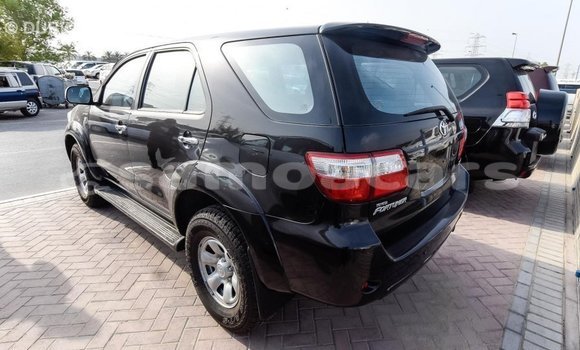 Buy Import Toyota Fortuner Black Car in Import - Dubai in A'ana Buy Import Toyota Fortuner Black Car in Import - Dubai in A'ana