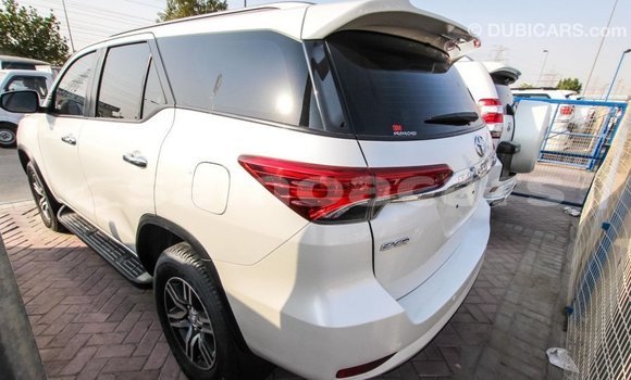 Buy Import Toyota Fortuner White Car in Import - Dubai in A'ana Buy Import Toyota Fortuner White Car in Import - Dubai in A'ana