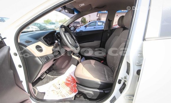 Acheter Import Voiture Hyundai i10 Blanc à Import - Dubai, A'ana Acheter Import Voiture Hyundai i10 Blanc à Import - Dubai, A'ana