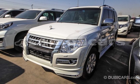 Buy Import Mitsubishi Pajero White Car in Import - Dubai in A'ana Buy Import Mitsubishi Pajero White Car in Import - Dubai in A'ana