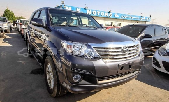 Acheter Import Voiture Toyota Fortuner Autre à Import - Dubai, A'ana Acheter Import Voiture Toyota Fortuner Autre à Import - Dubai, A'ana