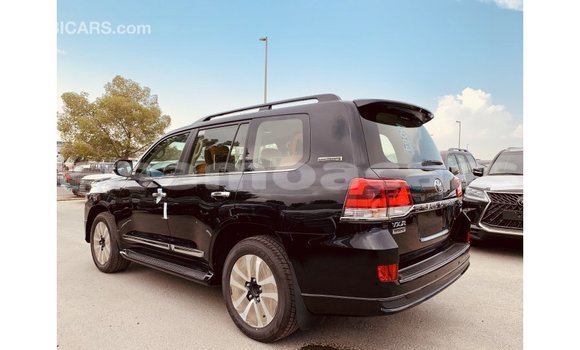 Buy Import Toyota Land Cruiser Black Car in Import - Dubai in A'ana Buy Import Toyota Land Cruiser Black Car in Import - Dubai in A'ana